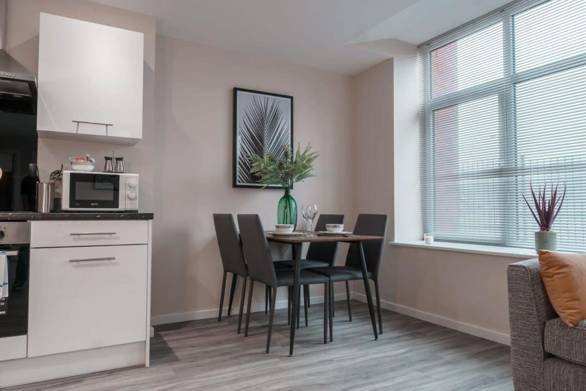 Contemporary 2 Bed Manchester Apartment - Sleeps 4 Exteriér fotografie